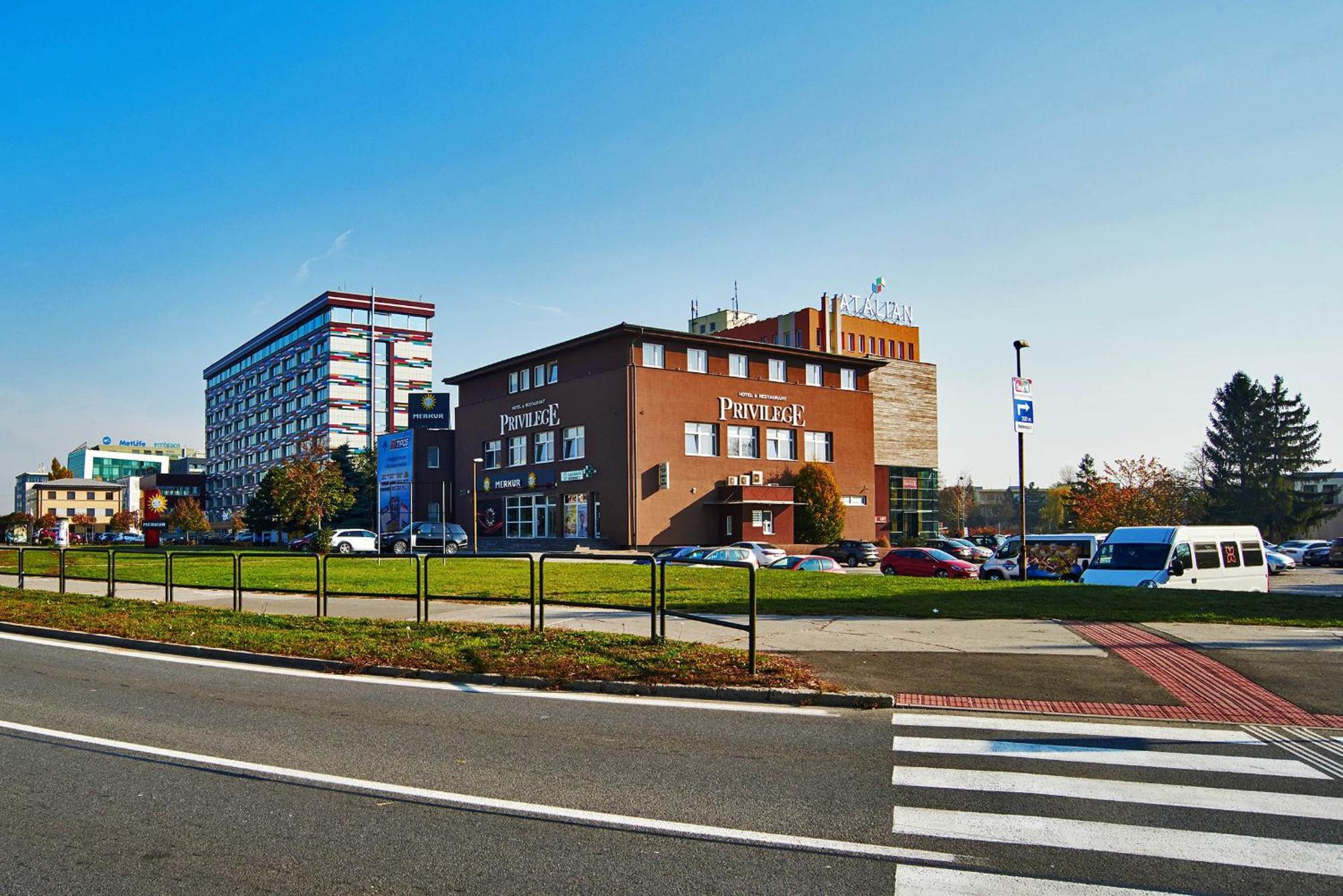 Privilege - Empire Hotels Group Košice Esterno foto
