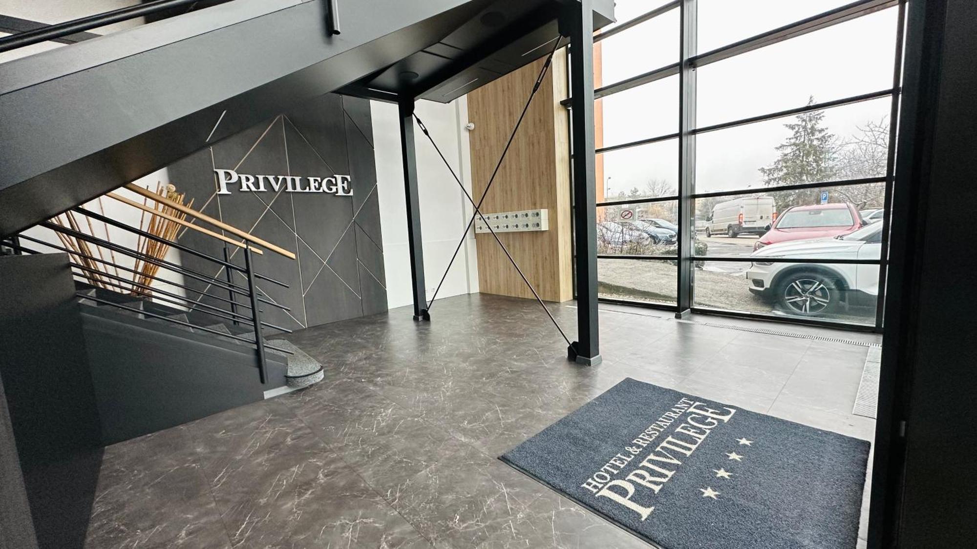 Privilege - Empire Hotels Group Košice Esterno foto