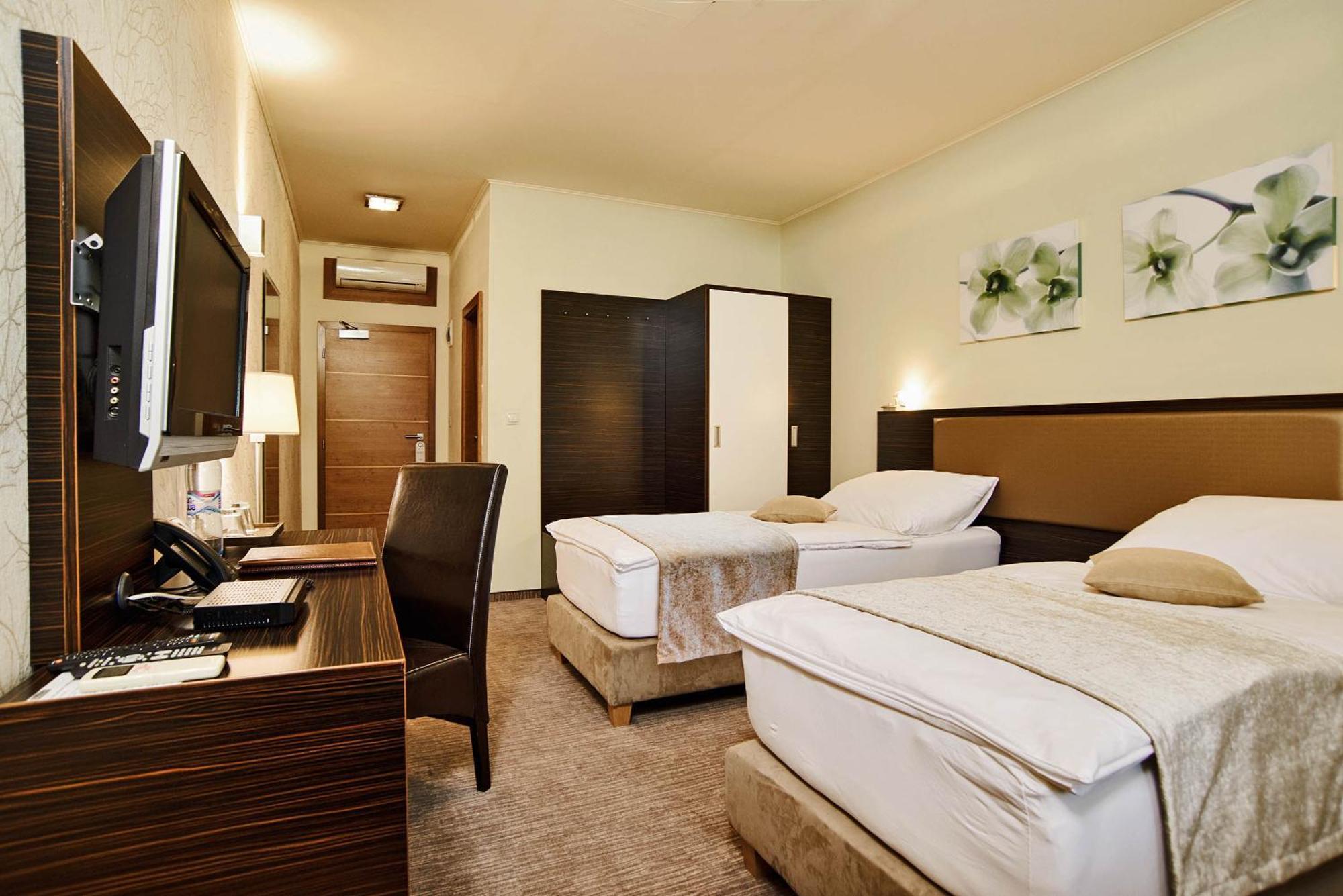 Privilege - Empire Hotels Group Košice Esterno foto