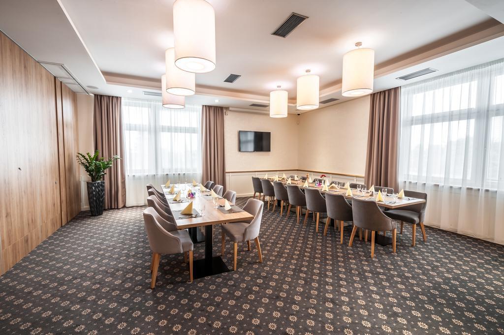 Privilege - Empire Hotels Group Košice Esterno foto